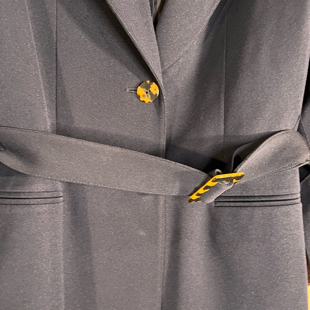 Le Suit. Ladies Dark-blue 2-piece pant suit. Size 12. - Picture 7 of 10
